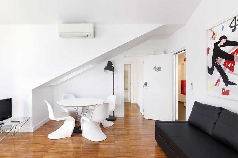 Hello Lisbon Bairro Alto Apartments