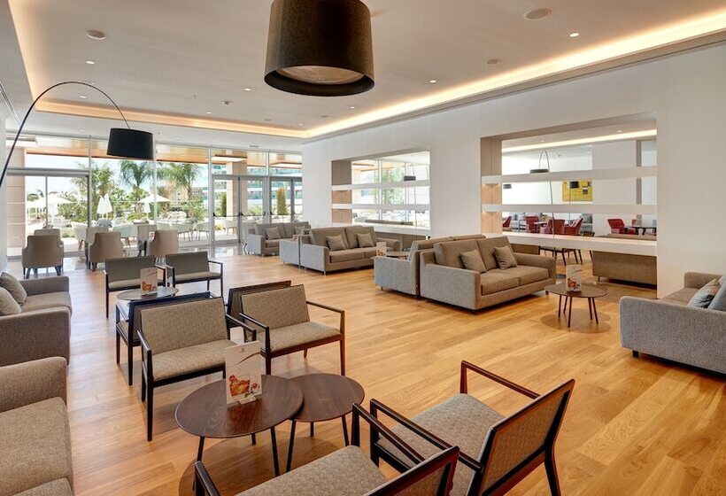 Hipotels Playa de Palma Palace & Spa