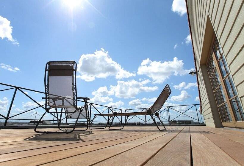 ホテル B&b Back2front