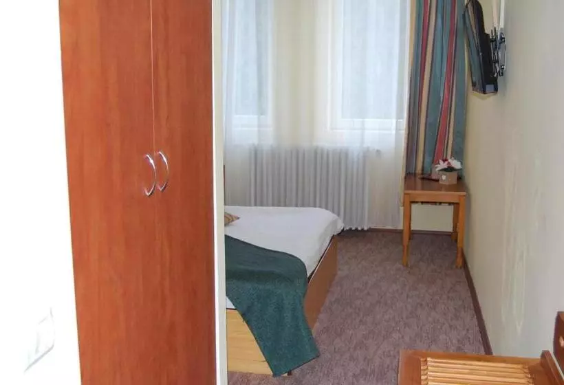 Hotelli Bucegi Portile Regatului