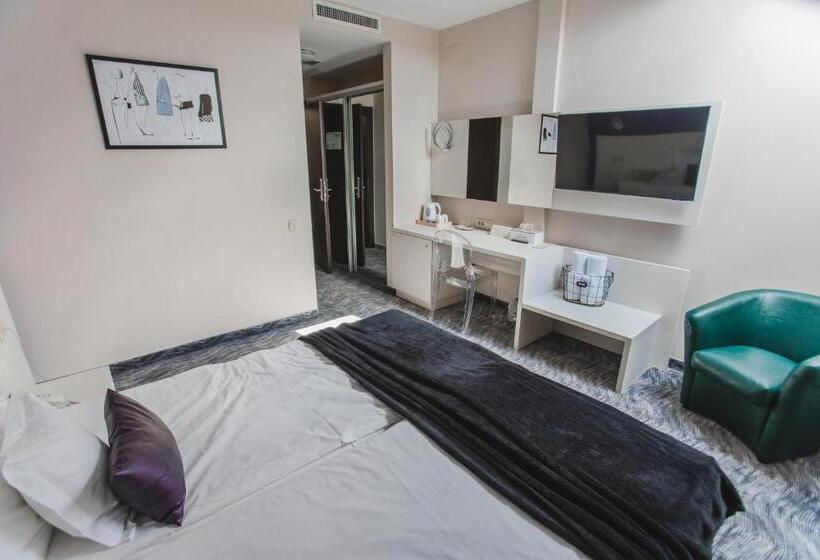 فندق Caro Boutique