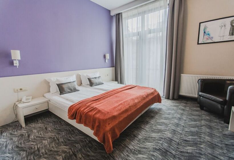 فندق Caro Boutique