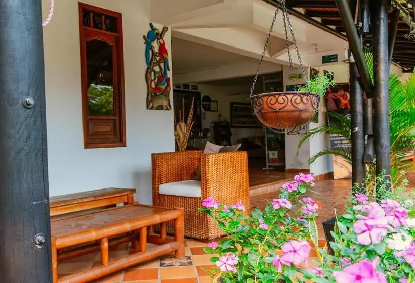 هتل Casa Baquero