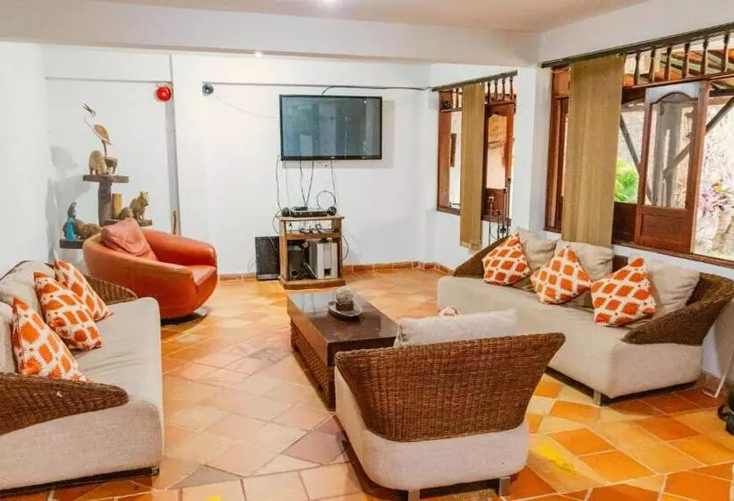 هتل Casa Baquero