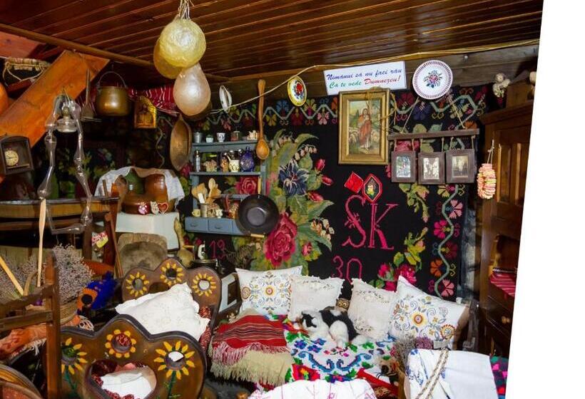 فندق Complex Turistic Moara Dragaicilor