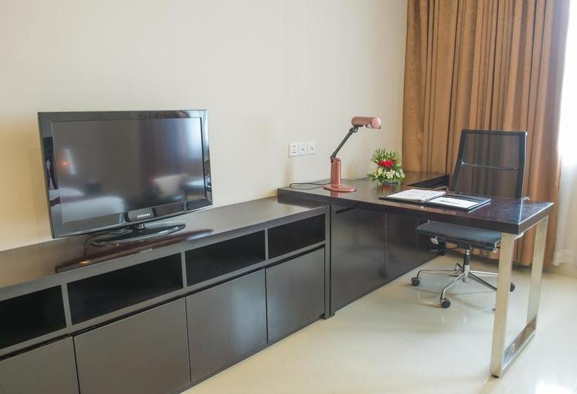 בית מלון כפרי Dara Club By Dara Airport