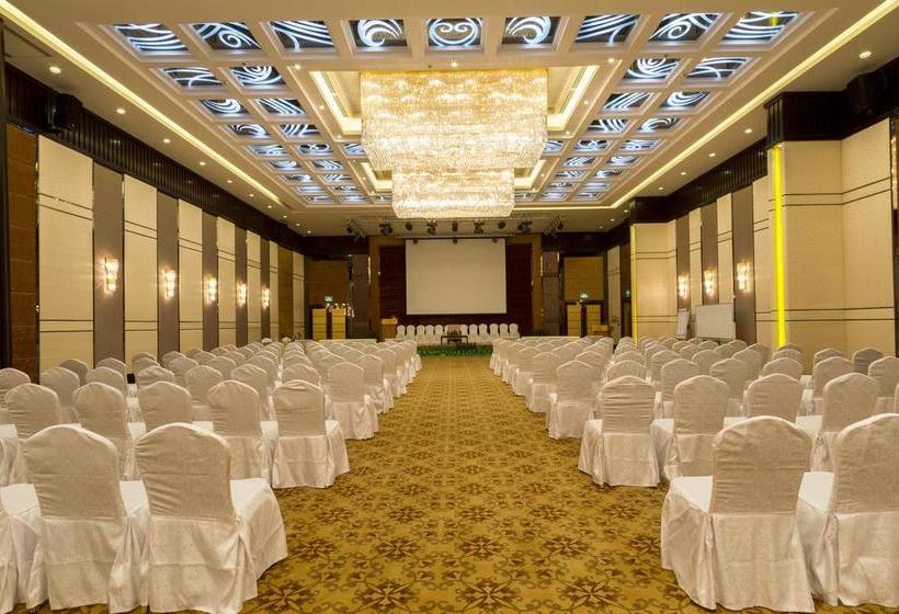 בית מלון כפרי Dara Club By Dara Airport