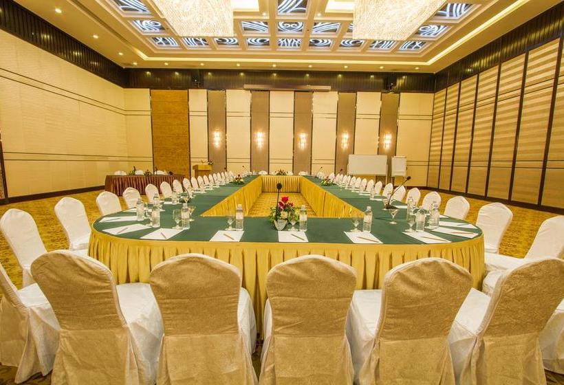 בית מלון כפרי Dara Club By Dara Airport