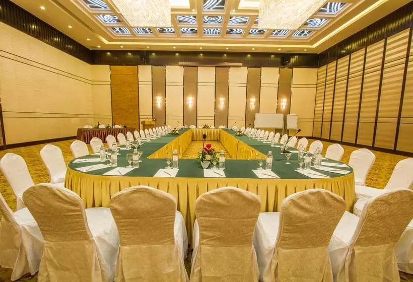 هتل Dara Club By Dara Airport