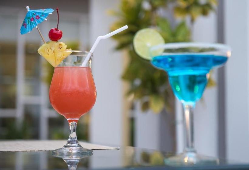 בית מלון כפרי Dara Club By Dara Airport