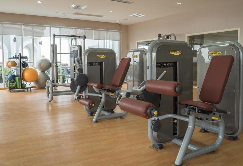 בית מלון כפרי Dara Club By Dara Airport