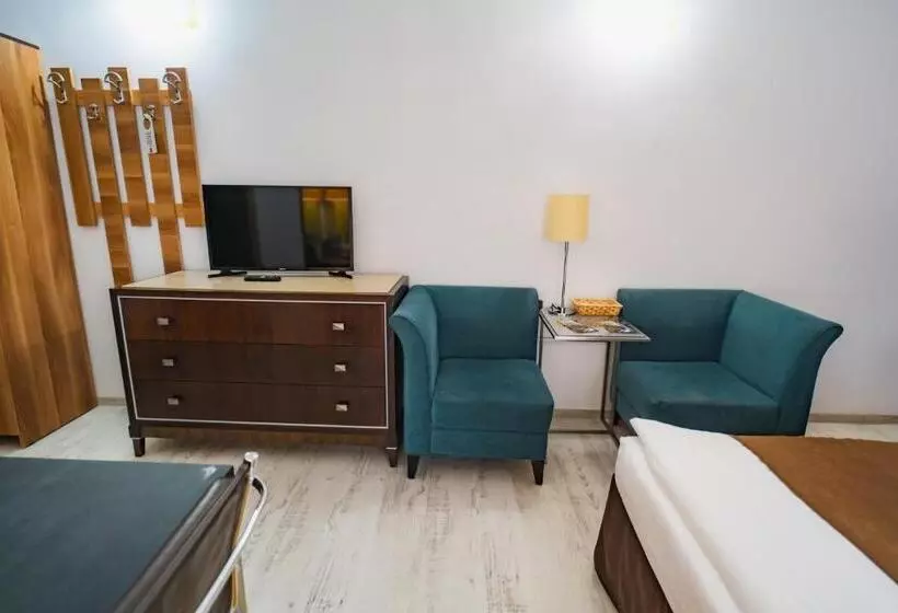 Hotel Dobsi