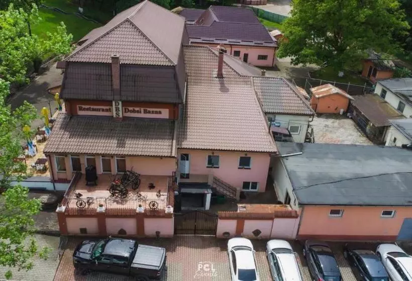 Hotel Dobsi