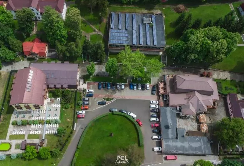 Hotel Dobsi
