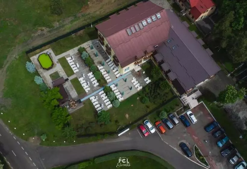 Hotel Dobsi