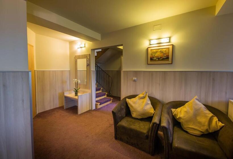 בית מלון כפרי Eden Grand Resort