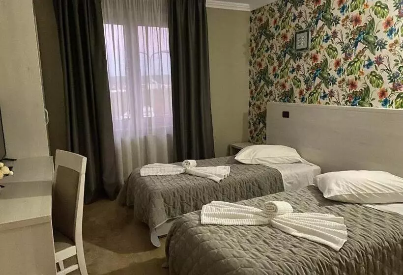 Hotel Grand Master