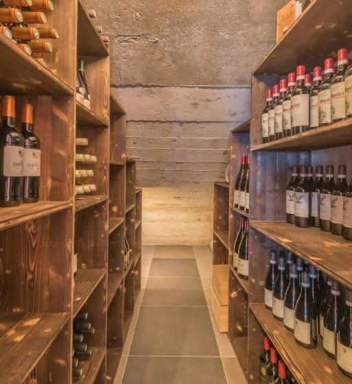 هتل Hôtel La Chaumière