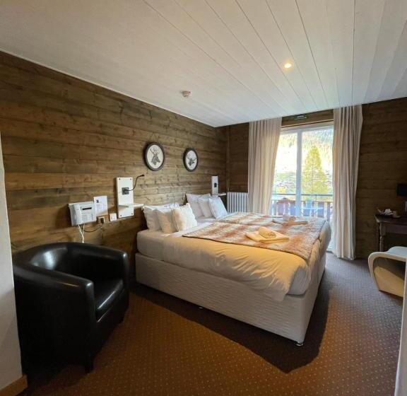 هتل Hôtel La Chaumière