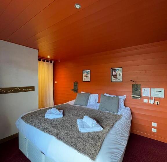 هتل Hôtel La Chaumière