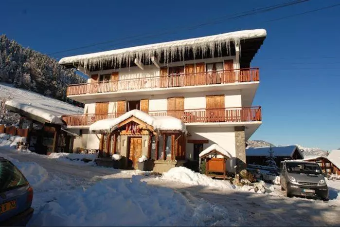 هتل Hôtel La Chaumière