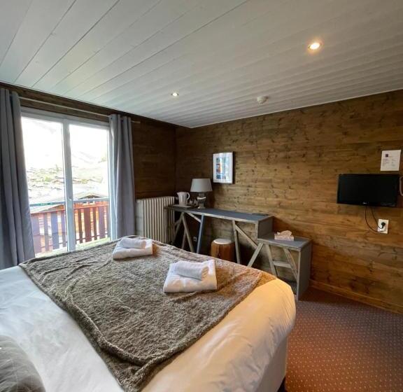 هتل Hôtel La Chaumière