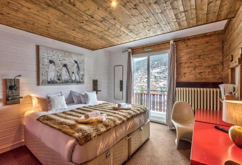 هتل Hôtel La Chaumière