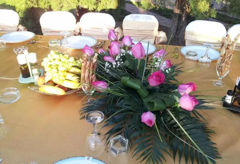 Hotelli Paradis