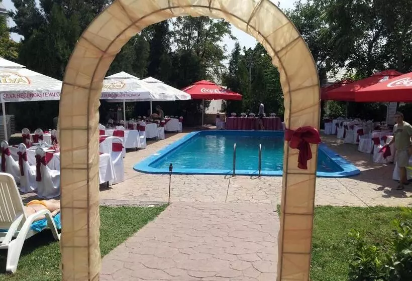 Hotelli Paradis