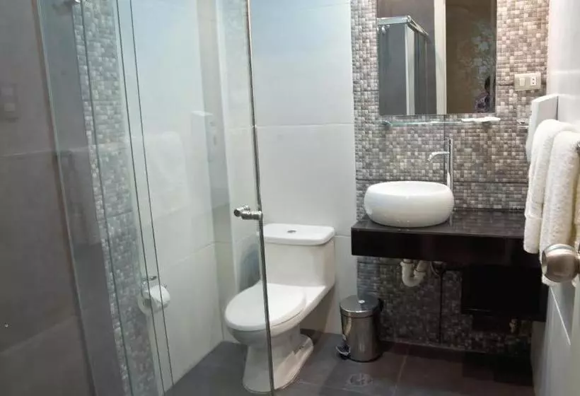 Plaza Sur Hotel & Suites