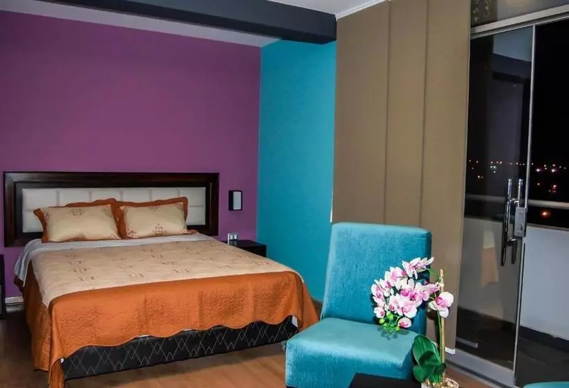 Plaza Sur Hotel & Suites