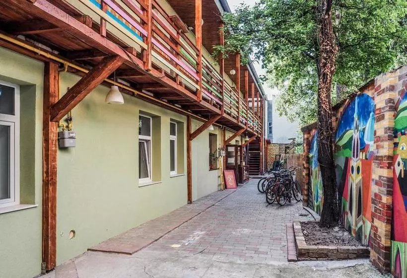 Zen Hostel