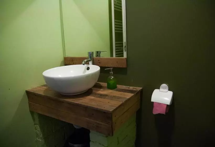 Zen Hostel