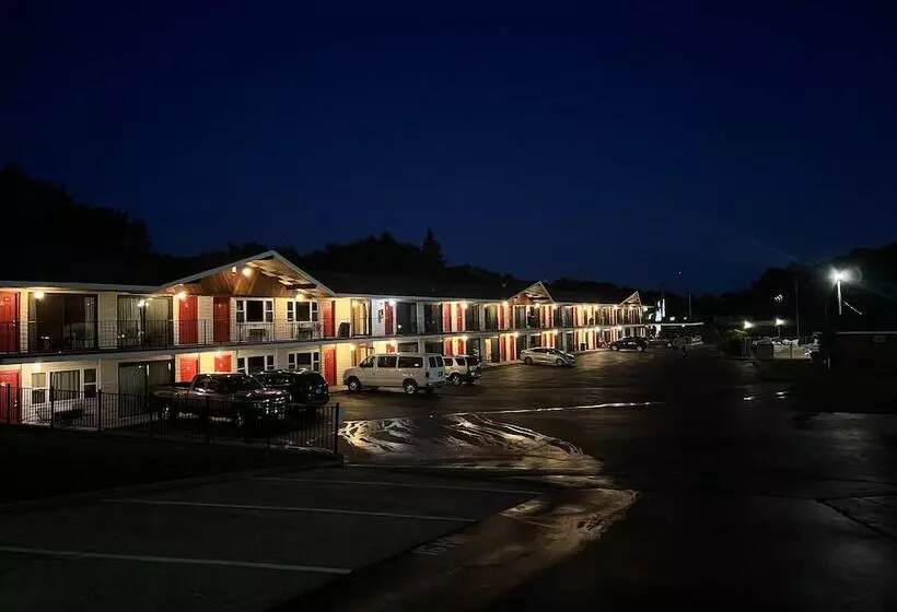 هتل All Star Inn & Suites
