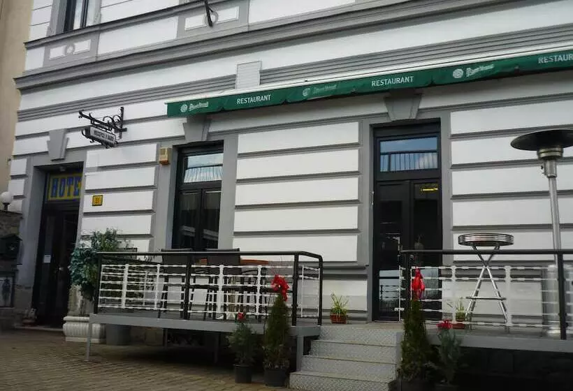 Hotelli Cade