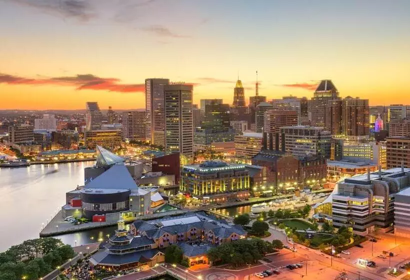 Sonesta Hotel Baltimore Inner Harbor