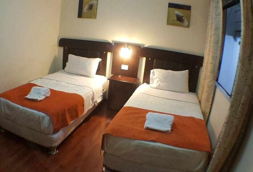 בית מלון כפרי Gold Infinity