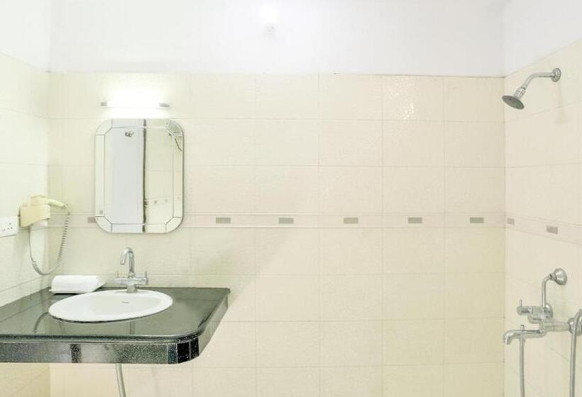 Отель Grand Legacy