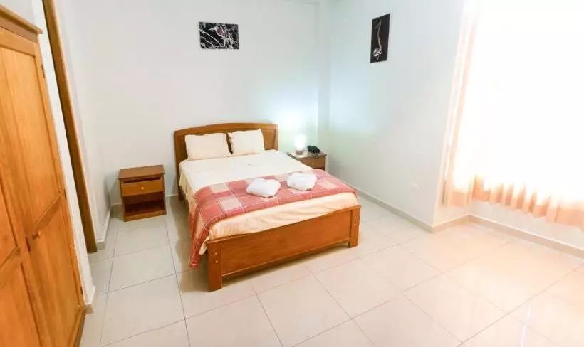 هتل Jose Antonios Inn