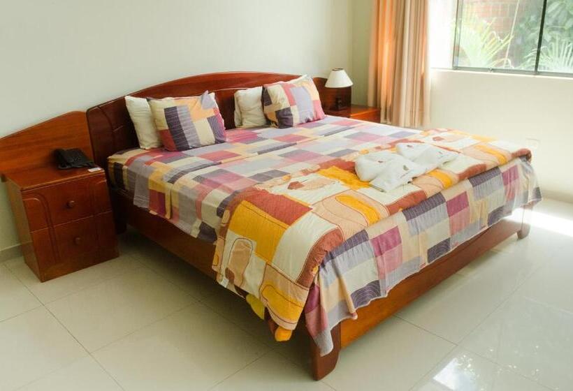 هتل Jose Antonios Inn