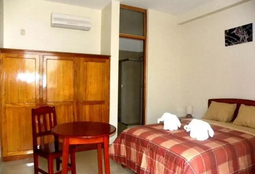 هتل Jose Antonios Inn