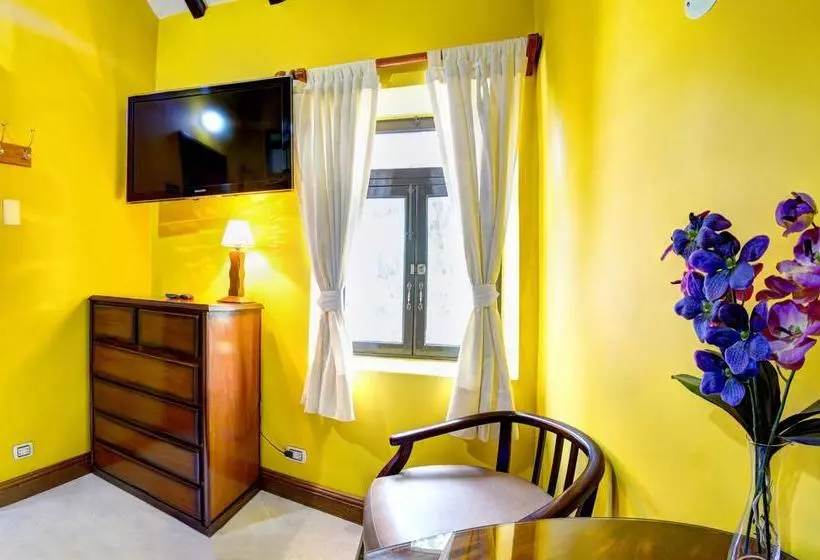 هتل La Posada De Los Cóndores