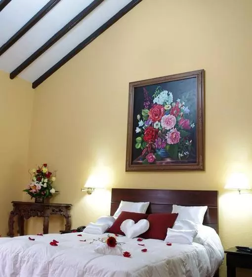 هتل La Posada De Los Cóndores