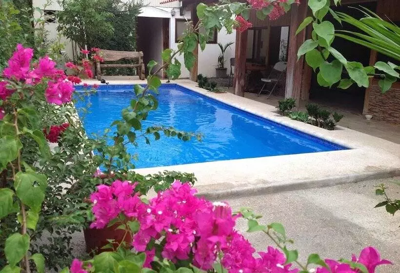 Hotelli Manú