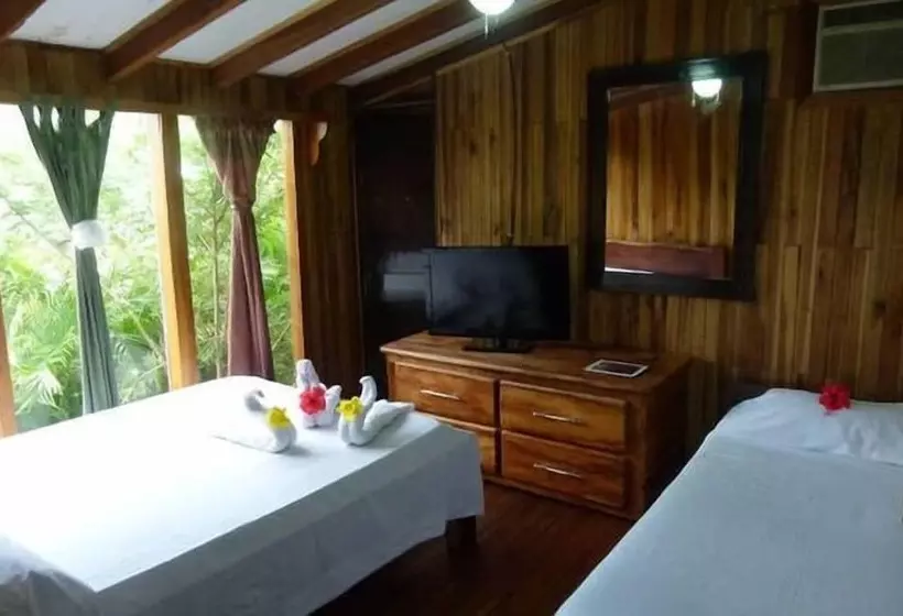 Hotelli Manú