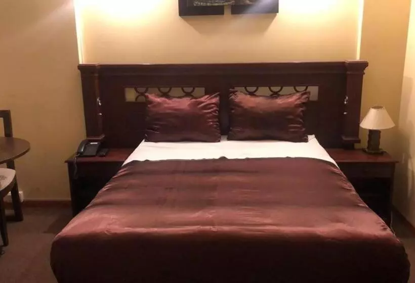 ホテル Mandala Rooms & Services