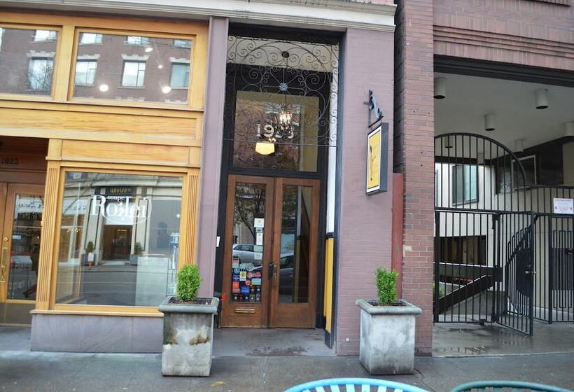 Otel Pensione Nichols