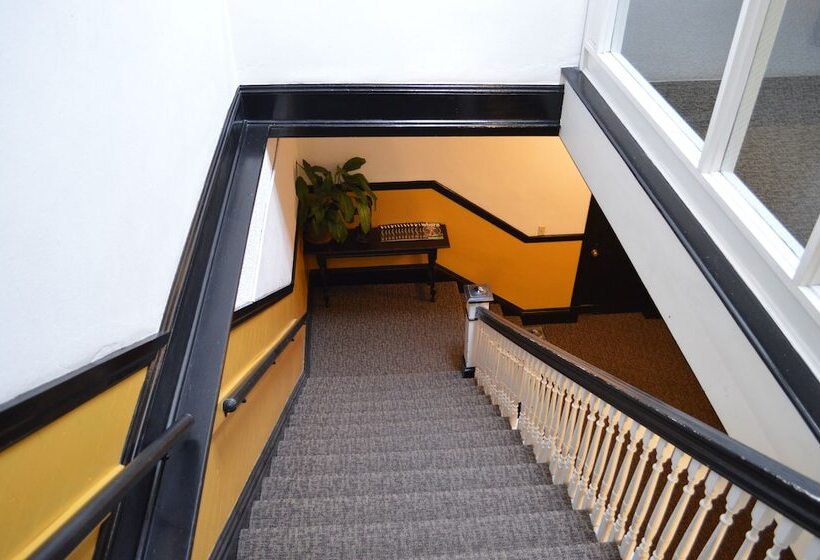 Otel Pensione Nichols