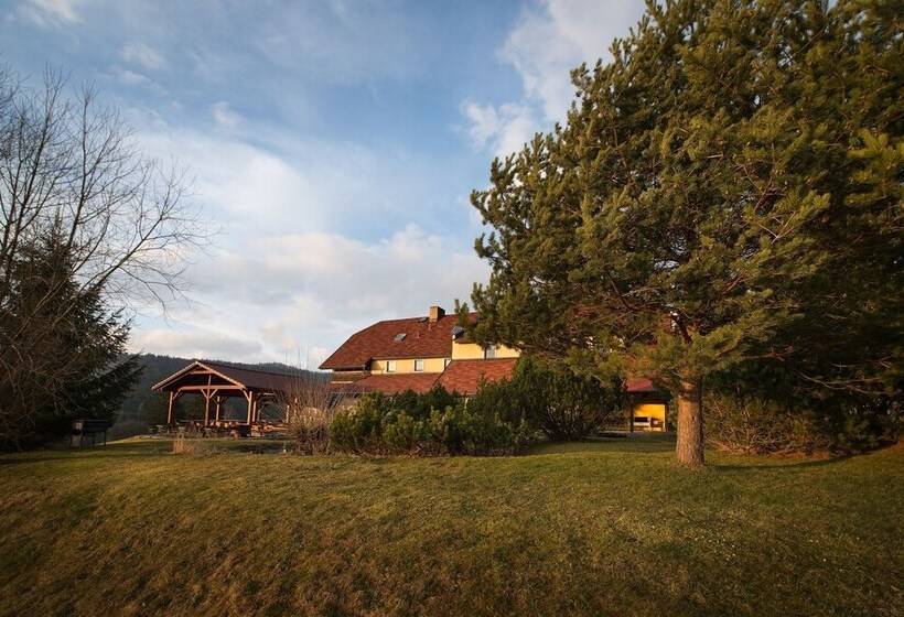 בית מלון כפרי Penzion Farma U Mauritzů