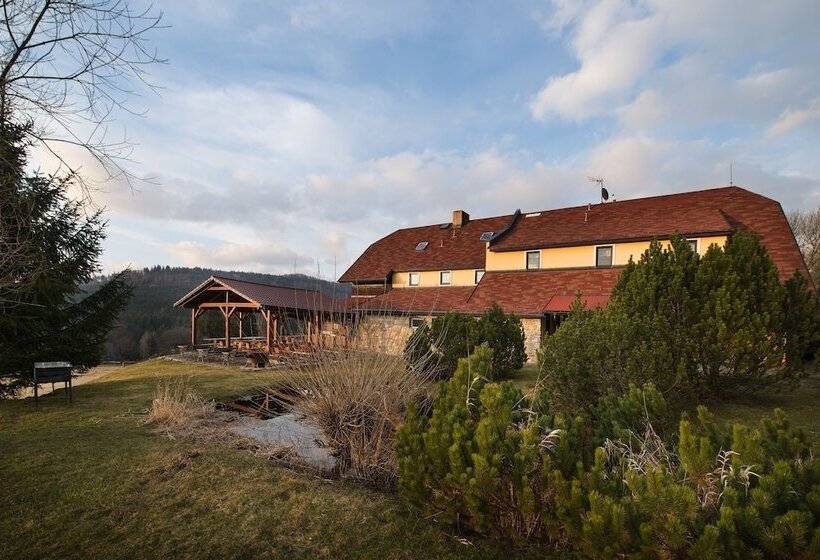 בית מלון כפרי Penzion Farma U Mauritzů